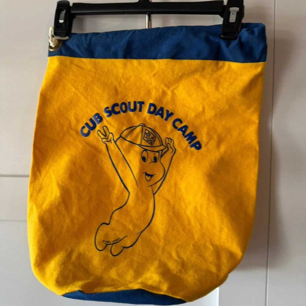 Vintage‎ Cub Scout Day Camp Drawstring Bag Yellow Blue Harvey Cartoons